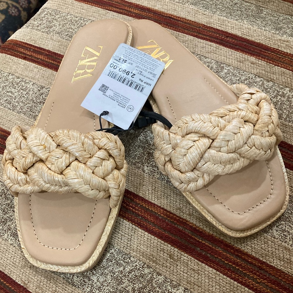 ZARA Woven Sandals - Picture 5 of 5
